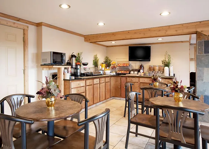 Western Torchlite Hotel Wheatland