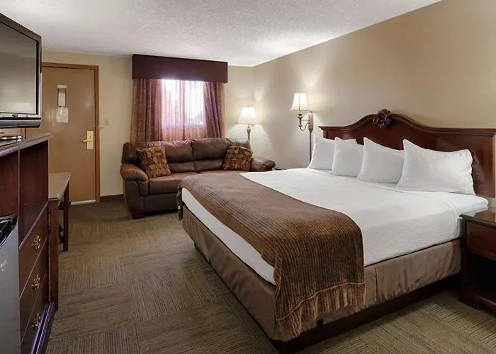 Western Torchlite Hotel 3*