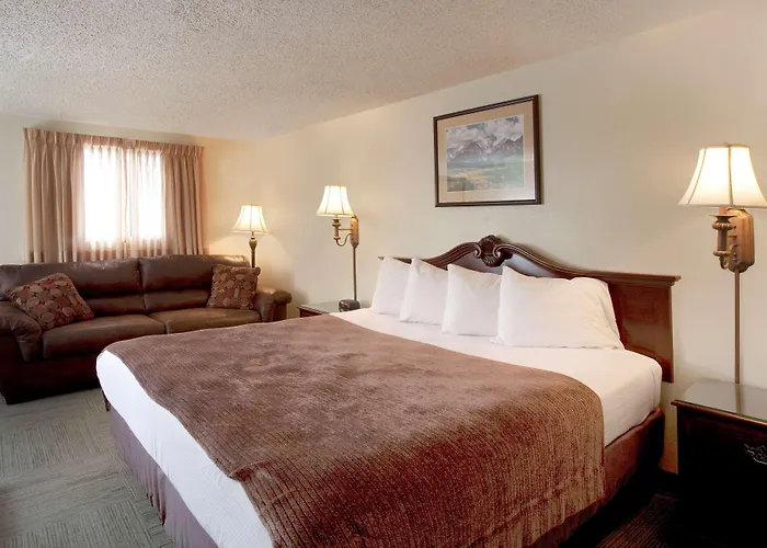 Hotel Western Torchlite