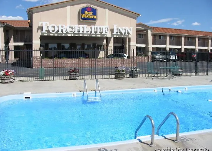 Western Torchlite Hotel 3*